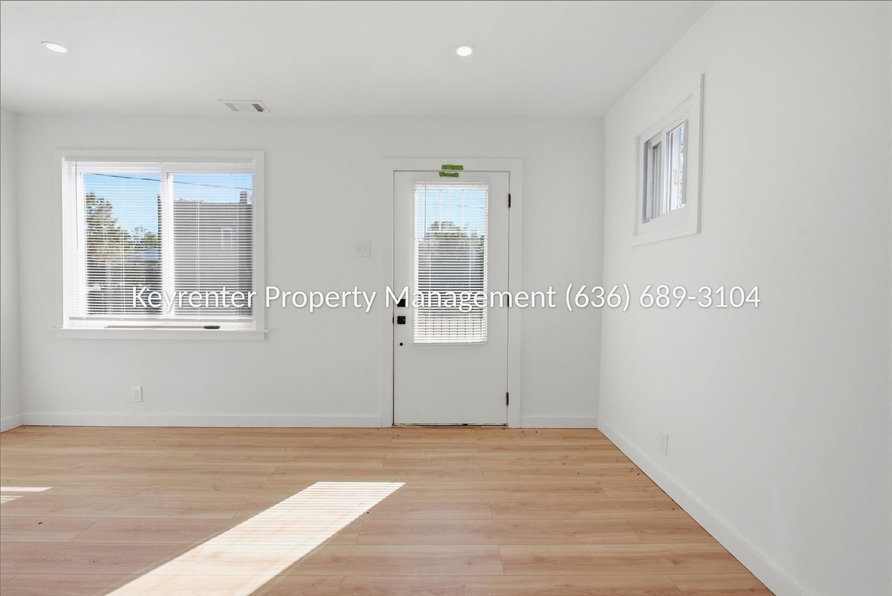 7705 W Bruno Ave - Photo 7 of 47