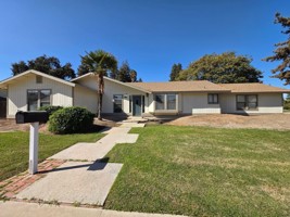 featured image of 935 N Vista St
