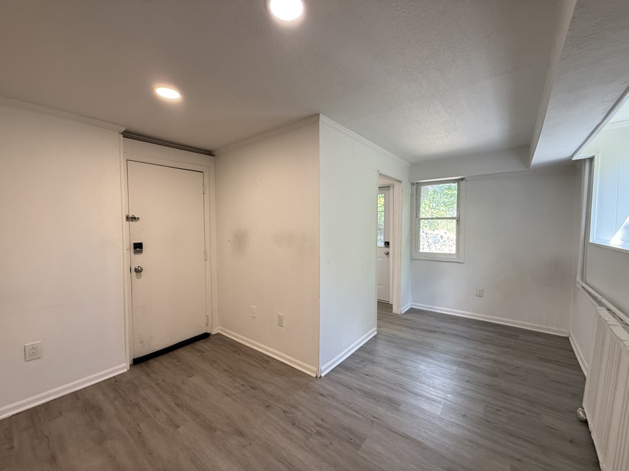 508 West Summit Street - Photo 5 of 10