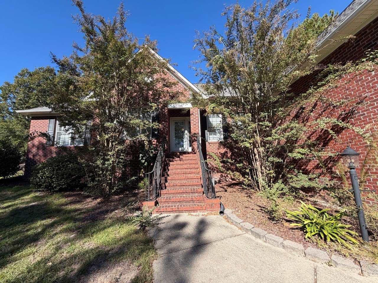 191 Carolina Way - Photo 2 of 45