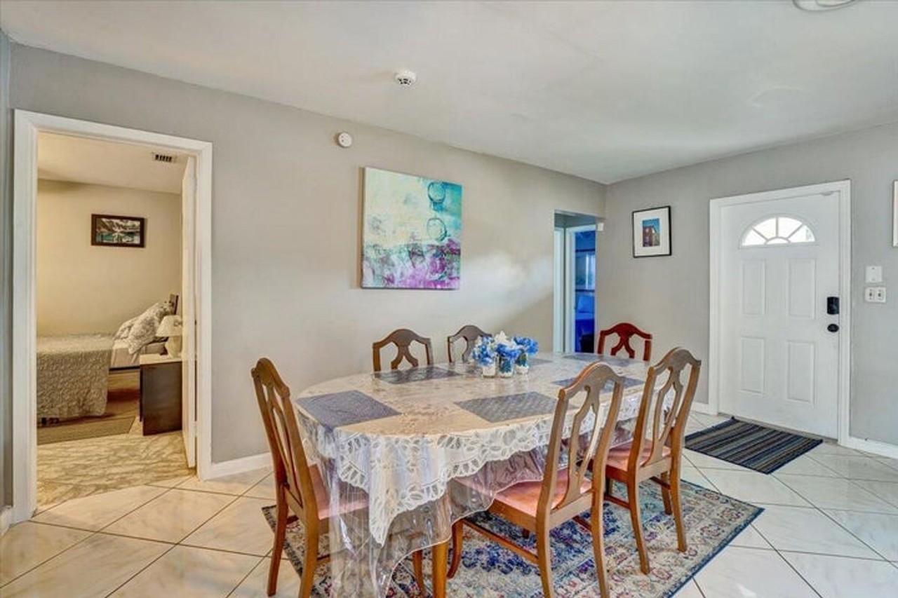 3982 Nw 39th Ave - Photo 6 of 18