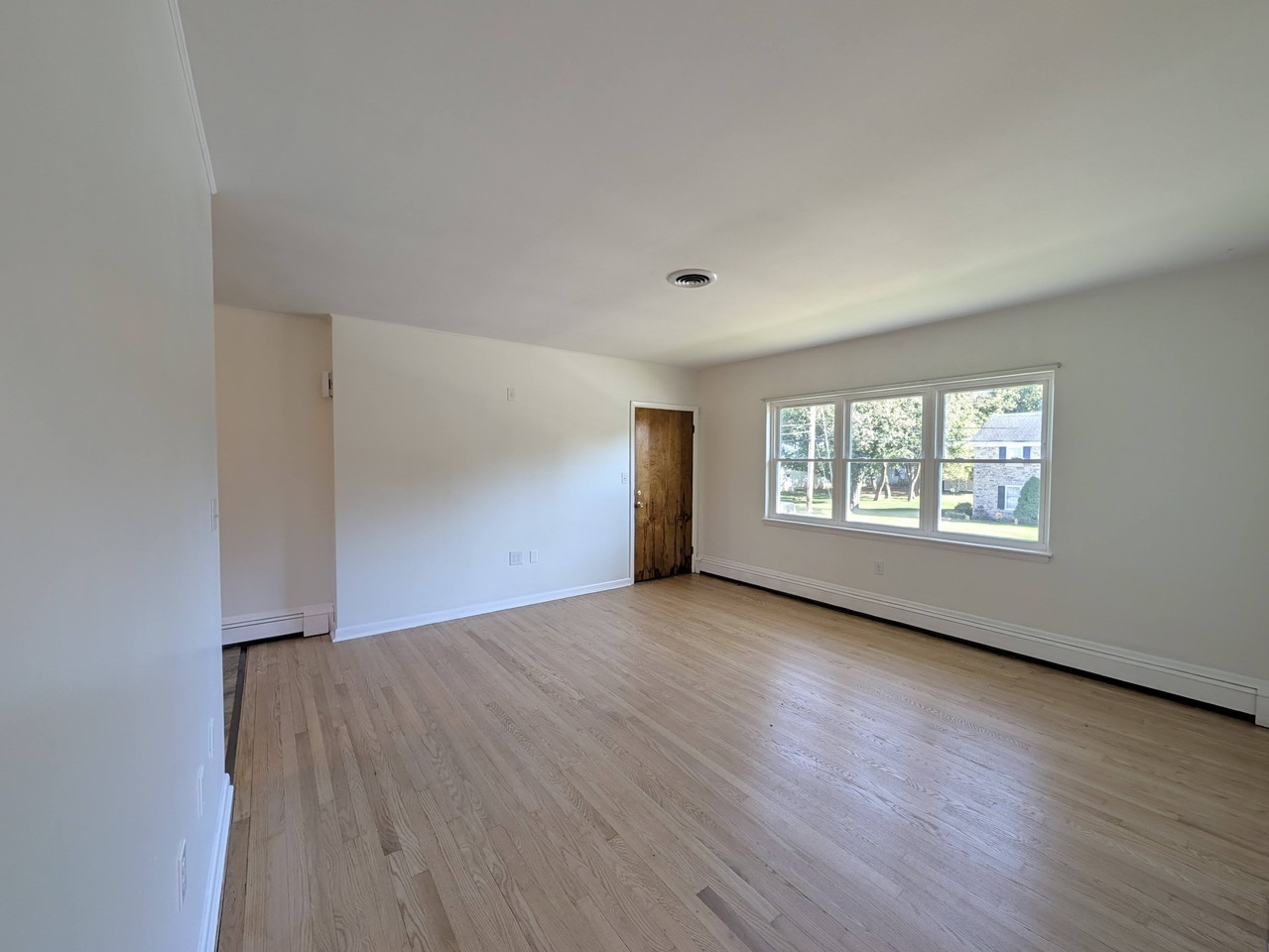 Stella Jacobs Apartments - Photo 4 of 18