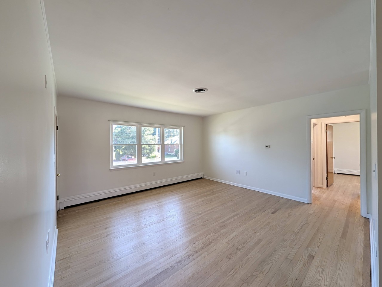 Stella Jacobs Apartments - Photo 5 of 18