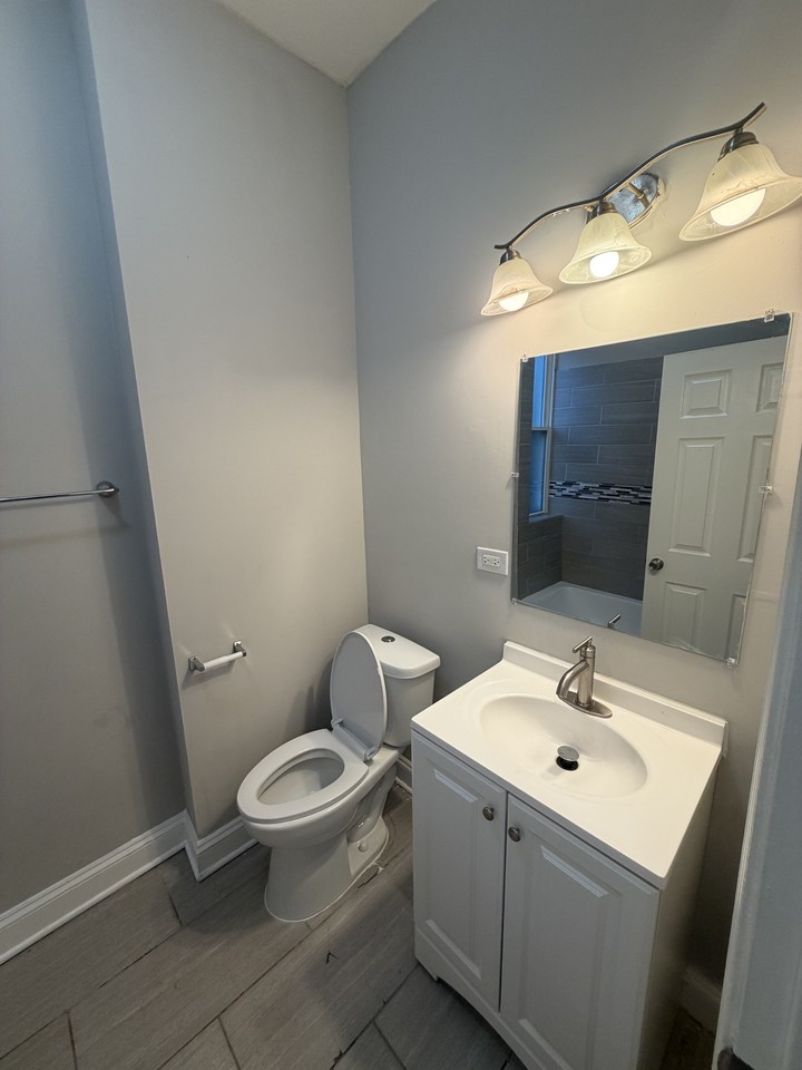 7644 South Normal Avenue - Photo 5 of 10