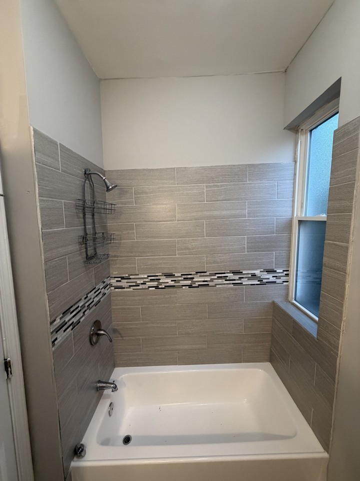 7644 South Normal Avenue - Photo 6 of 10