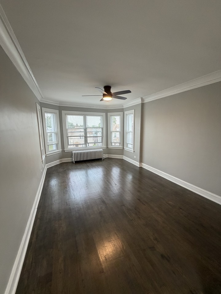11434 South Indiana Avenue - Photo 6 of 7