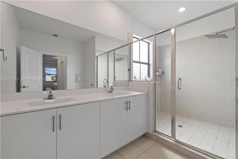 11903 Sw 241st St - Photo 4 of 20