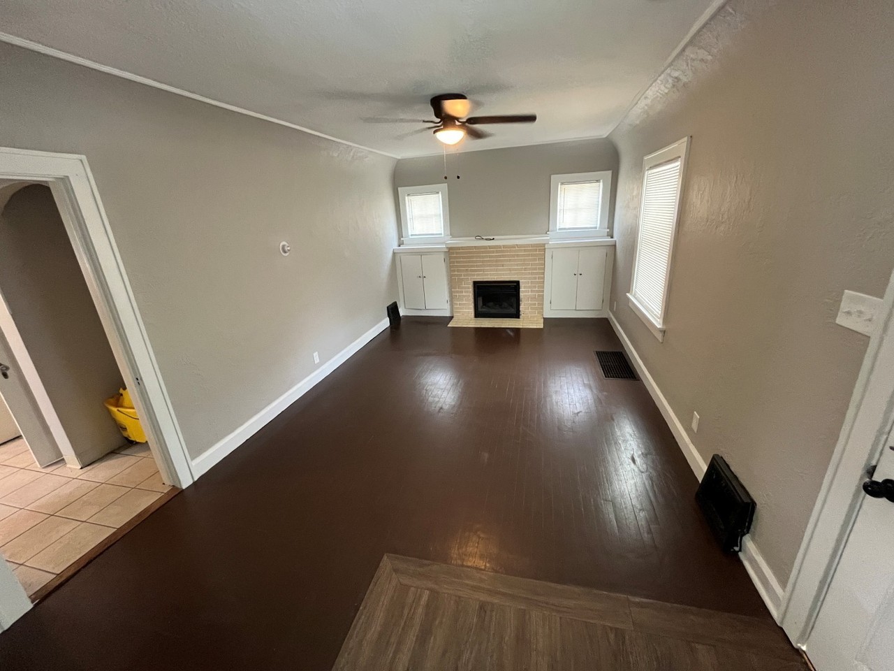 3217 Dewey Pl Sw - Photo 2 of 16
