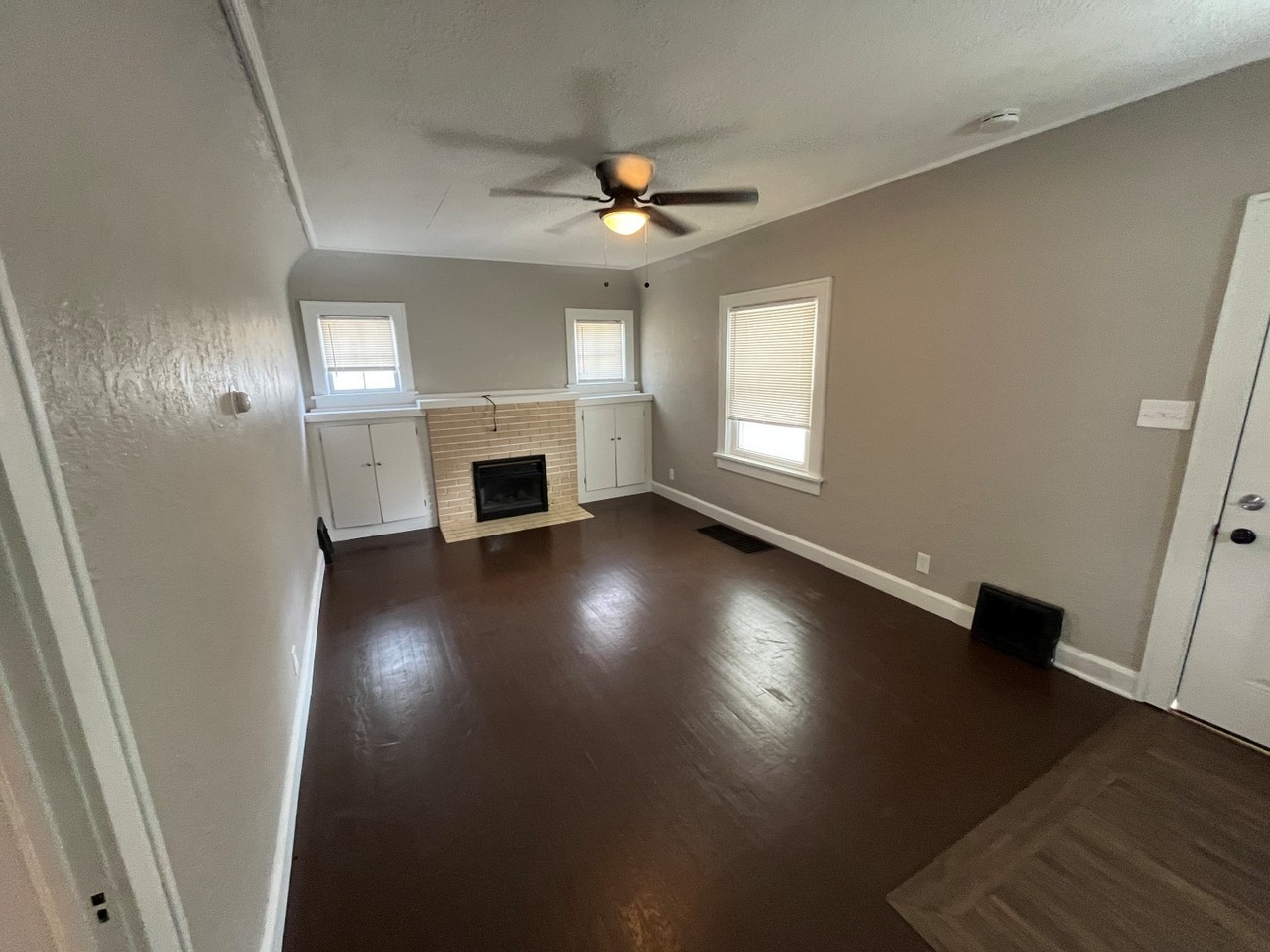3217 Dewey Pl Sw - Photo 3 of 16