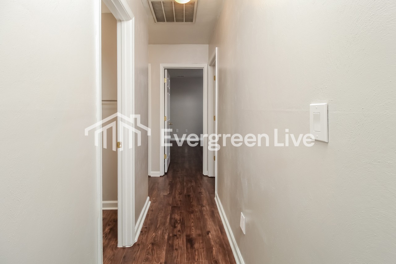 3532 Forest Glen Rd - Photo 5 of 15