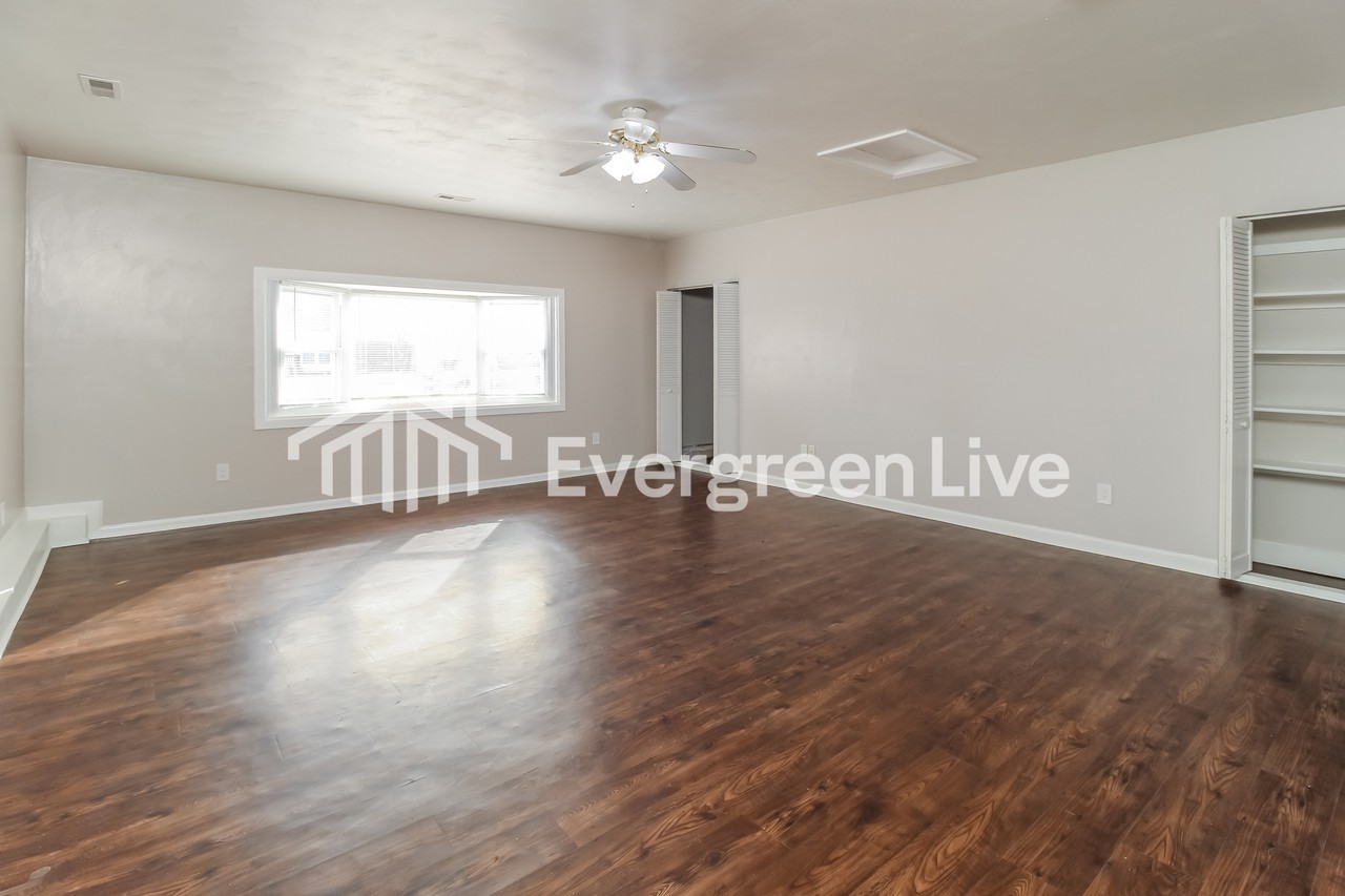 3532 Forest Glen Rd - Photo 7 of 15