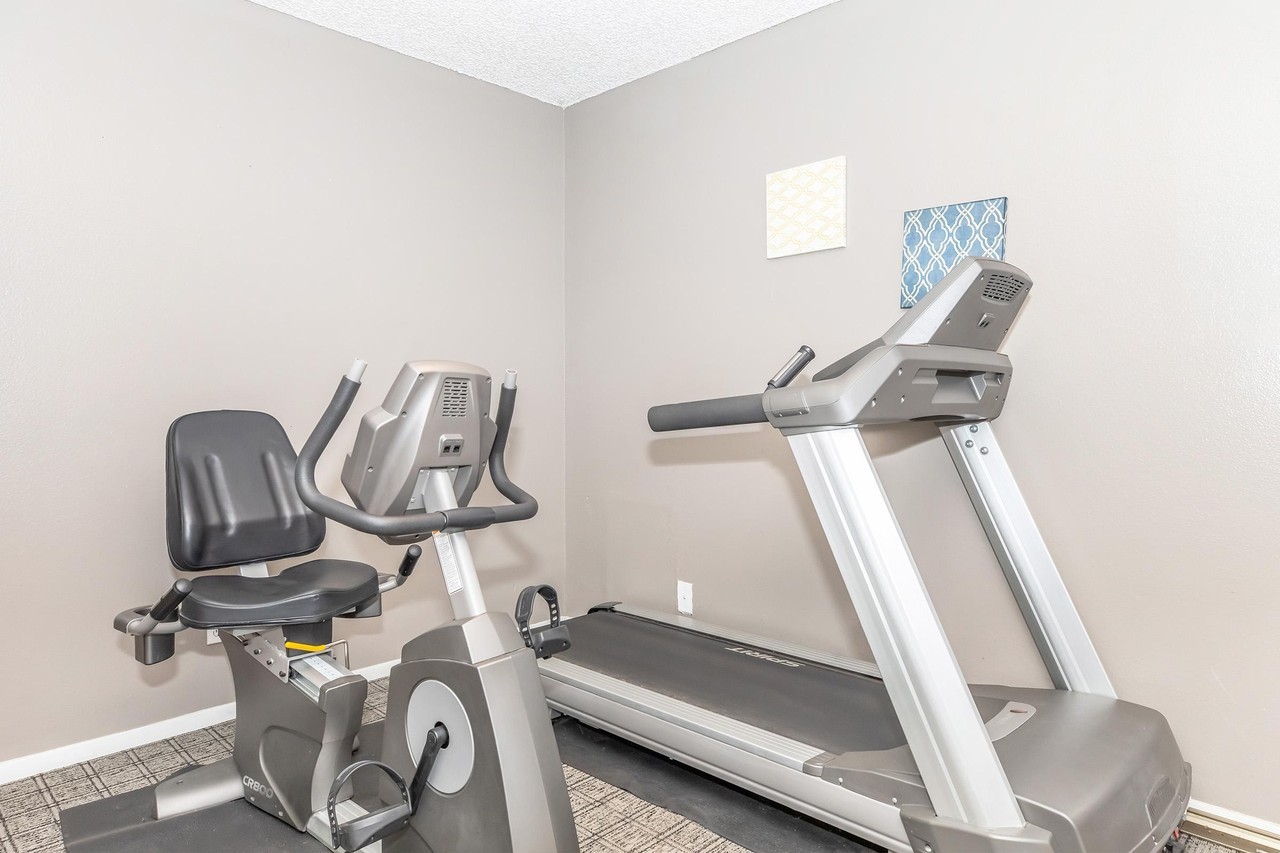 Rock Brook Apartments - Photo 4 of 50