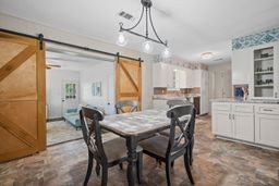 204 Bristol Ln - Photo 3 of 6