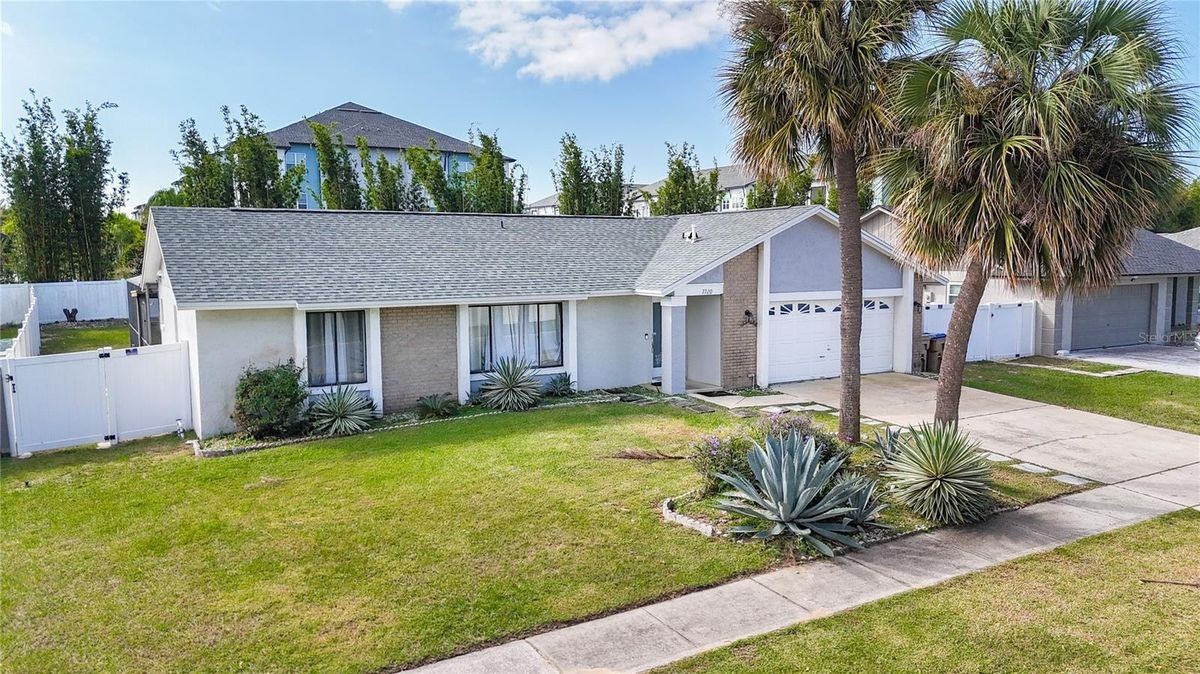 7720 Indian Ridge Trl S - Photo 3 of 35