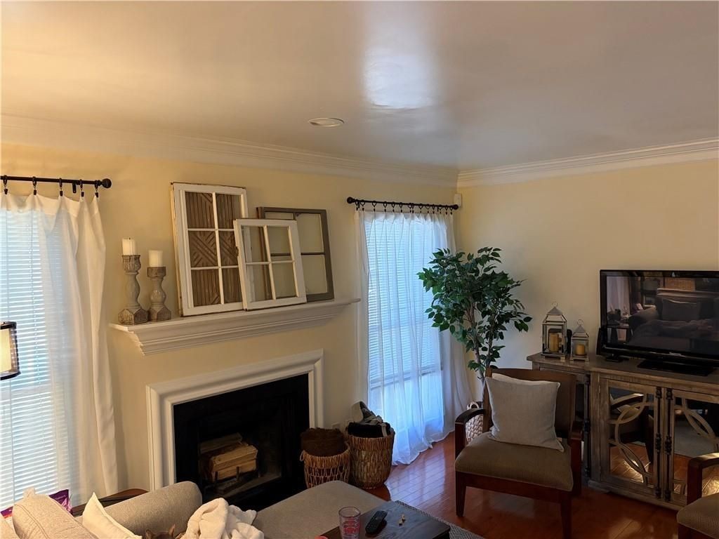 110 Mount Vernon Cir - Photo 6 of 50