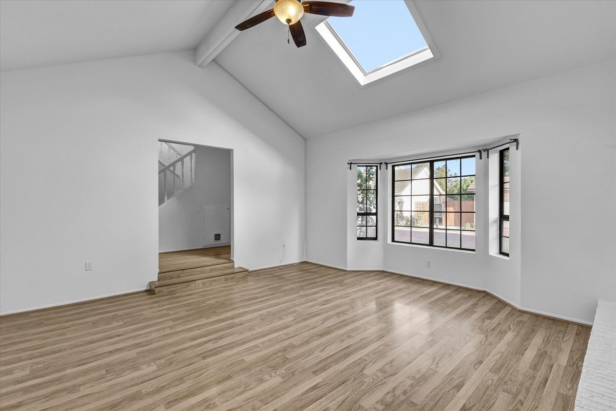 2493 Parmley Ln - Photo 4 of 25