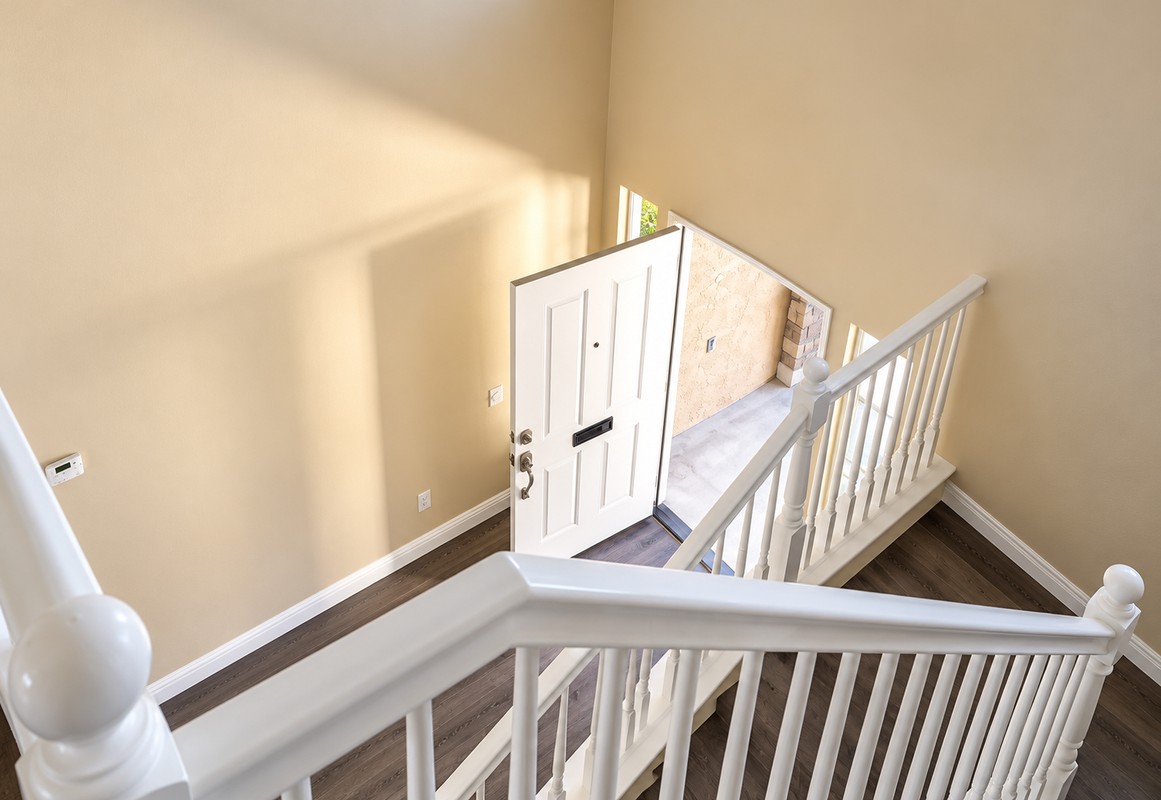 13507 Rainier Ave - Photo 2 of 14
