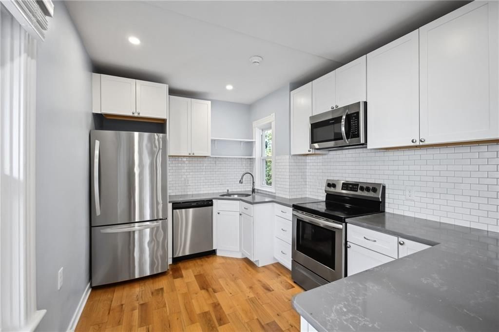 31 Sunset Ave ##1d - Photo 4 of 24