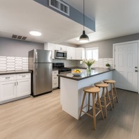 featured image of 2014 W Berridge Ln