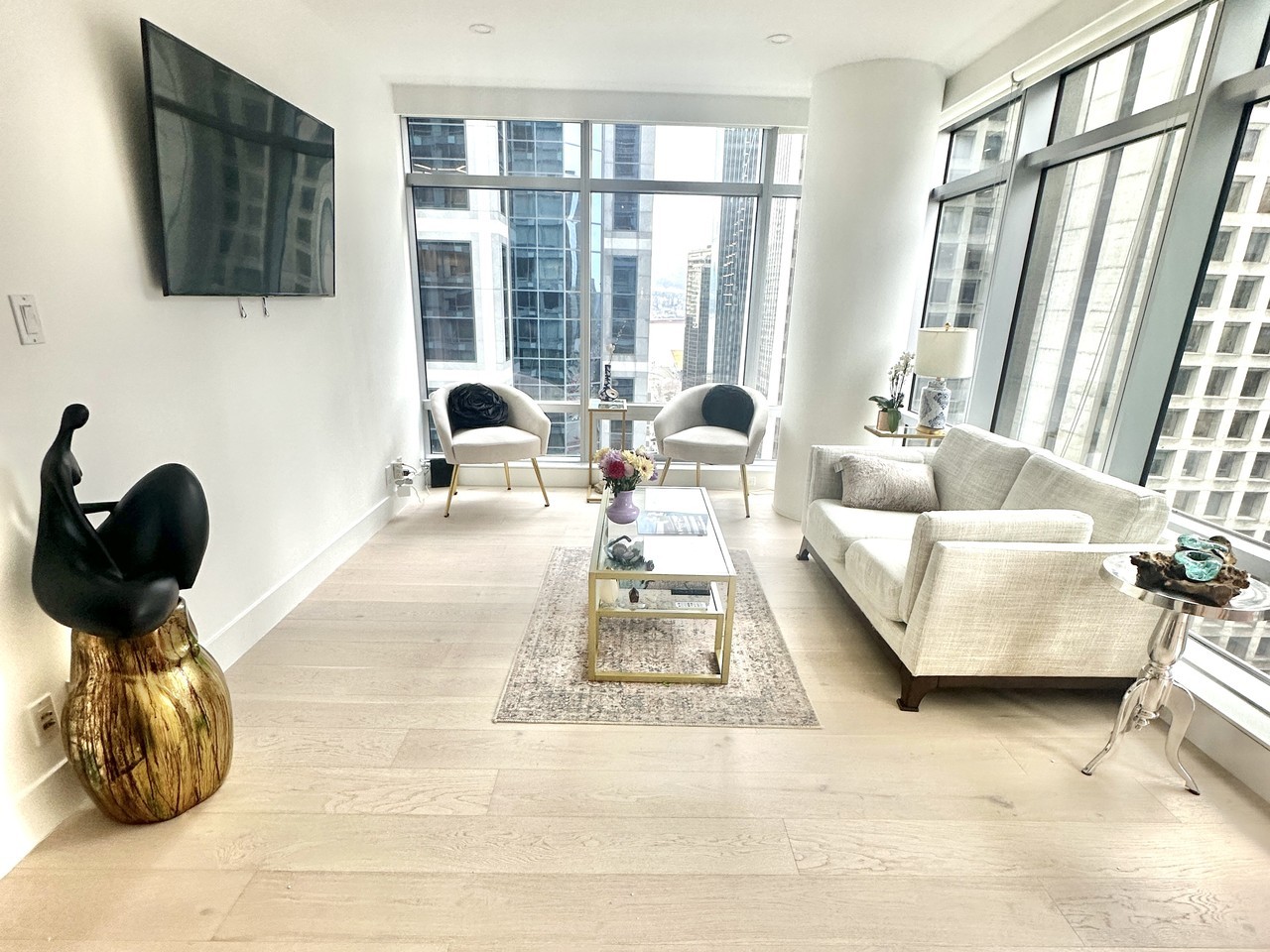 1111 Alberni Street #1705