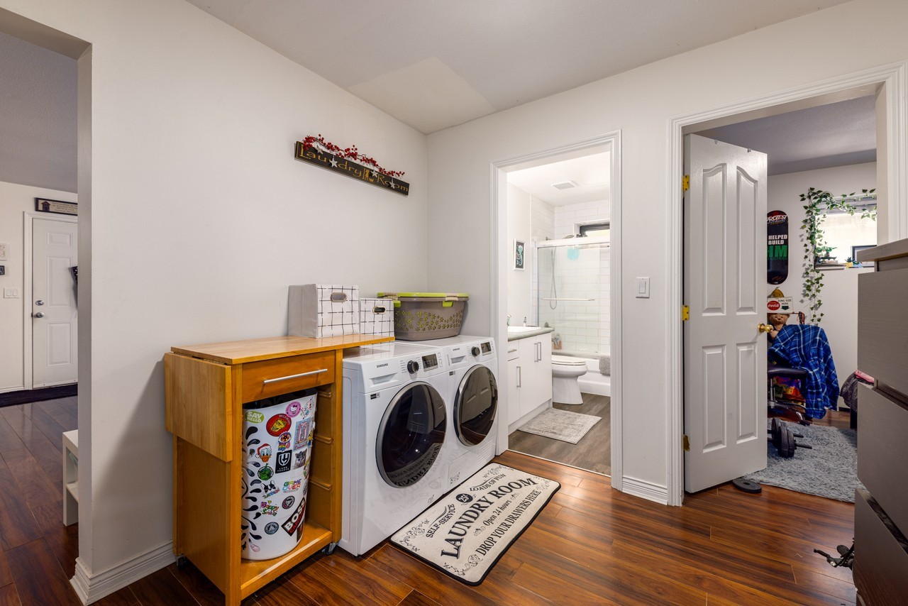 7980 155A Street - Photo 4 of 9
