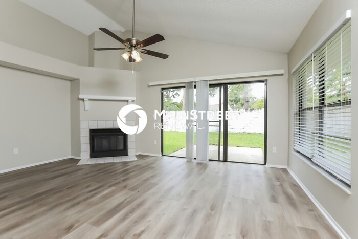 501 Amethyst Way - Photo 4 of 17