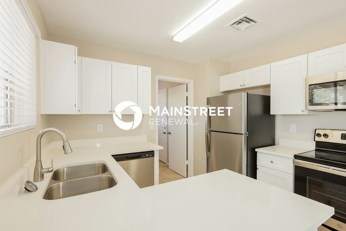 7909 W Shangri La Rd - Photo 6 of 16