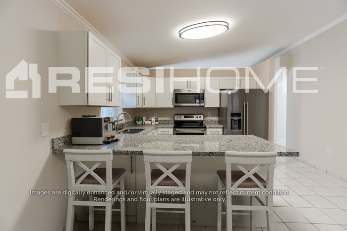 3215 W 70th St - Photo 2 of 18