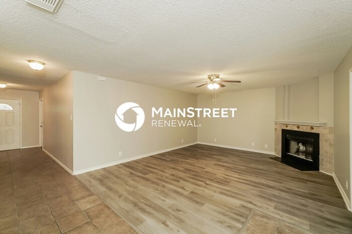 7622 Cascade Oak Dr - Photo 4 of 17