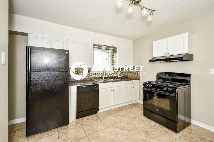 1604 Louise Ave - Photo 5 of 14