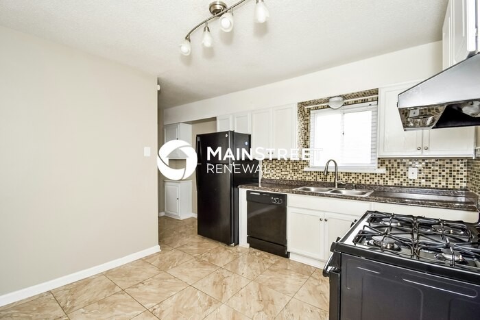 1604 Louise Ave - Photo 6 of 14