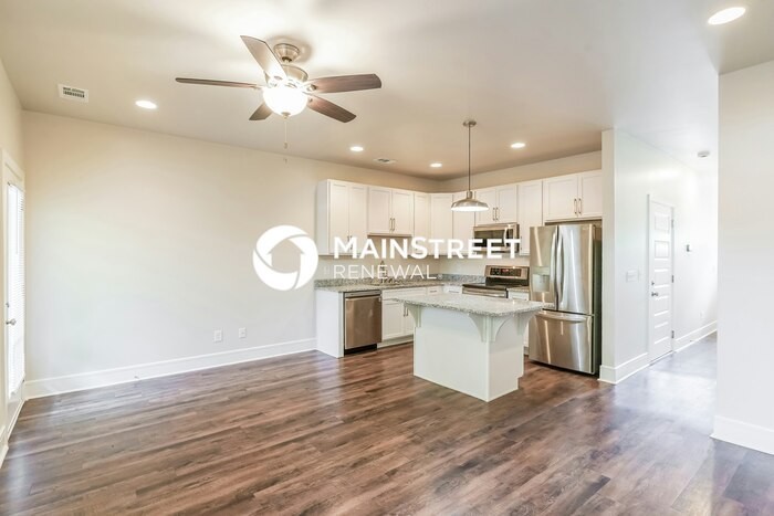 130 Hartsville Ct - Photo 3 of 17