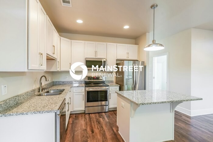 130 Hartsville Ct - Photo 5 of 17