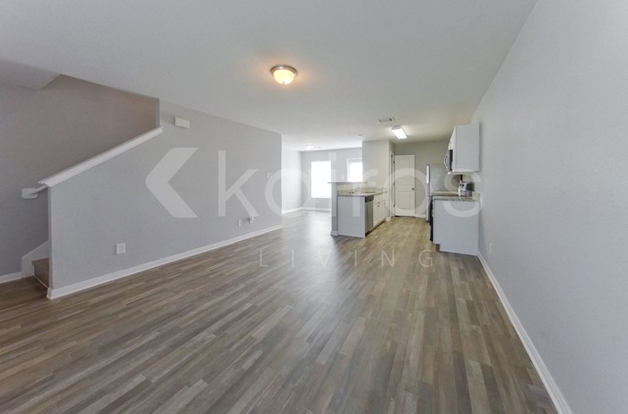 15736 Del Norte Dr - Photo 4 of 27