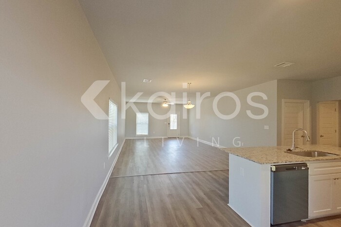 17641 Carlisle Ave - Photo 6 of 24