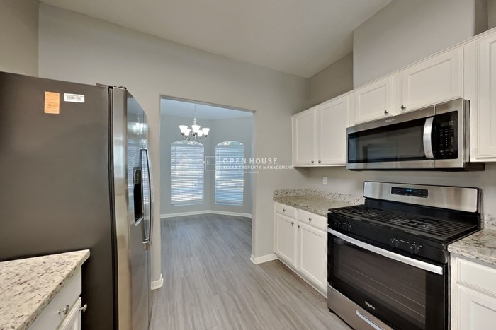 12210 Carriage Oak Cir - Photo 6 of 26