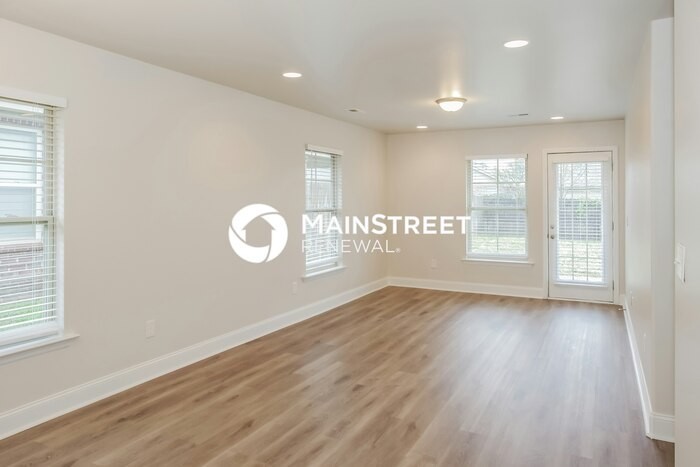 28161 Chasebrook Dr - Photo 4 of 16