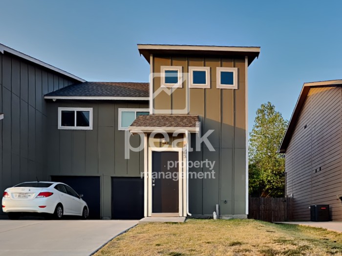 8003 Marydean Ave - Photo 2 of 17