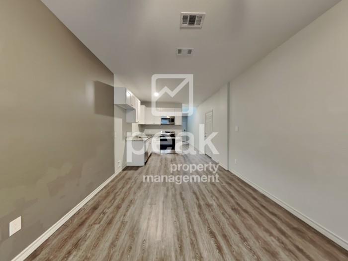 8003 Marydean Ave - Photo 5 of 17