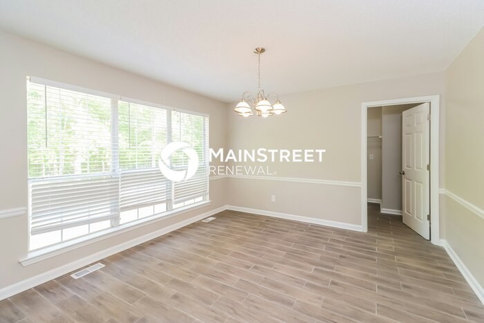190 Sterling Ave - Photo 6 of 16