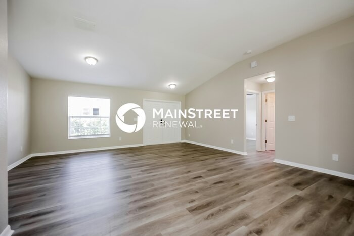 3607 75th St W - Photo 3 of 15