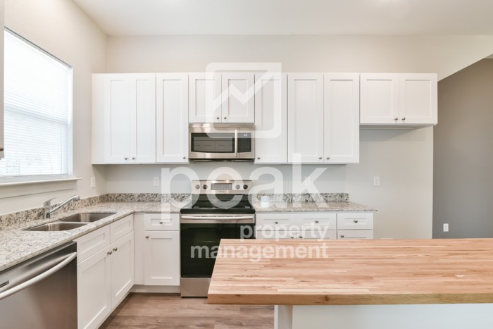 2013 Langston St - Photo 6 of 27