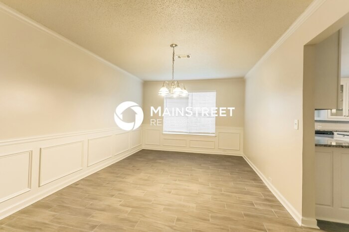 1562 Gunstock Ct - Photo 4 of 19
