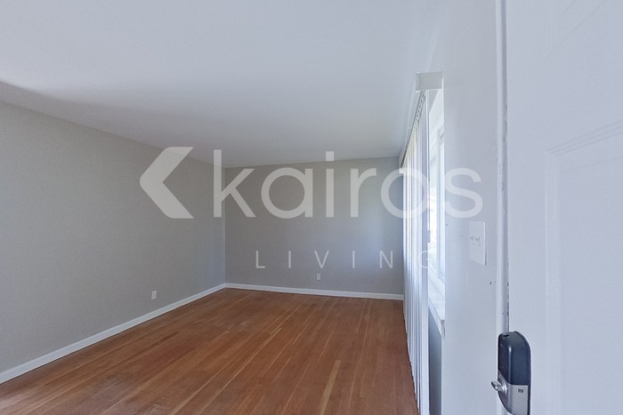 150 Sackett Dr - Photo 2 of 22