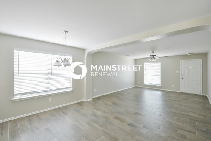 9011 Walnut Spgs - Photo 5 of 17