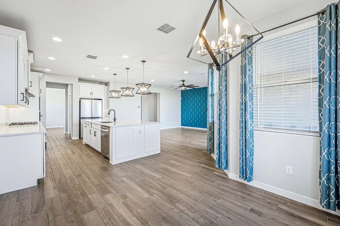 485 N White Clover Ln - Photo 6 of 50