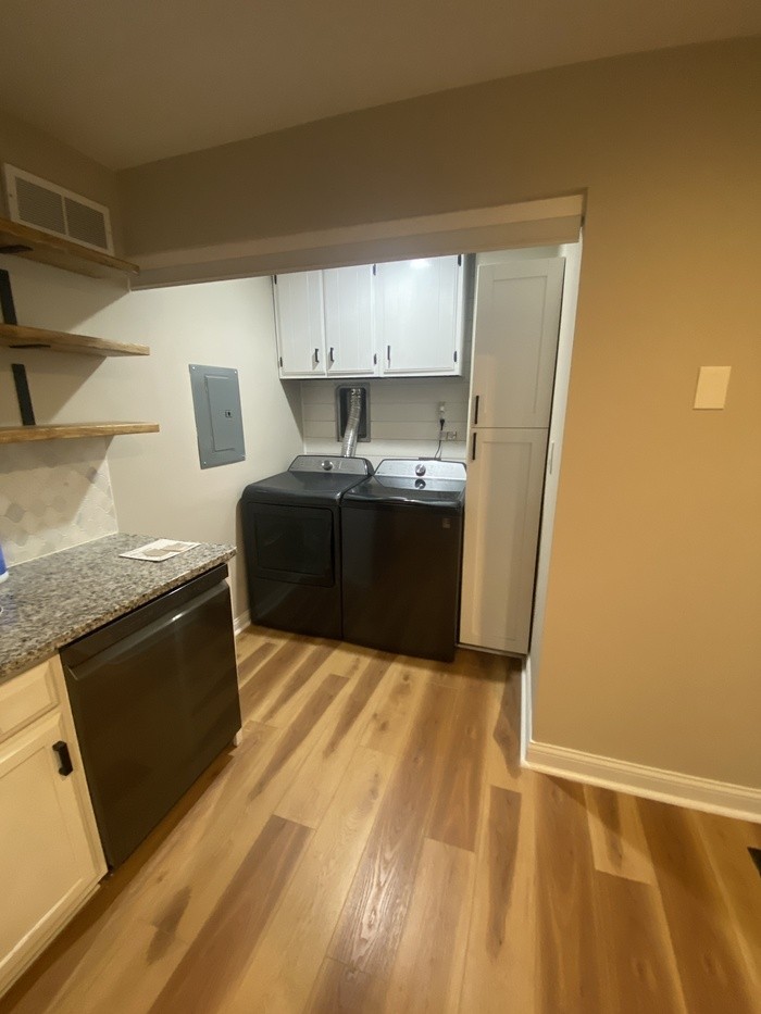 1224 Garrard St - Photo 6 of 12