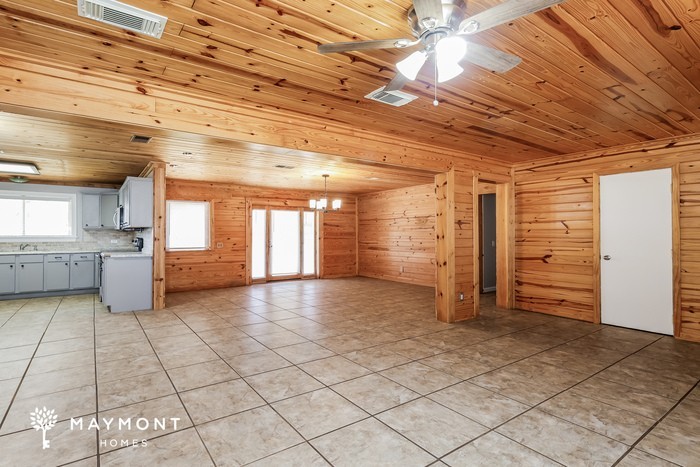 30 Fox Glen Cv - Photo 3 of 11