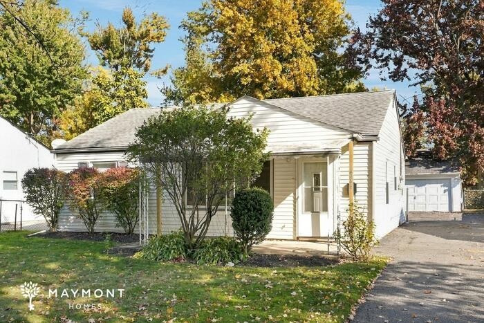 4893 Marigold Rd - Photo 2 of 3