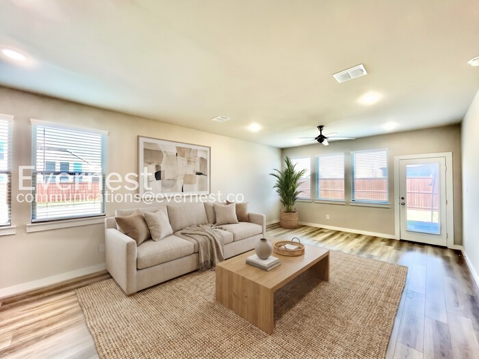2825 Caroline St - Photo 2 of 31